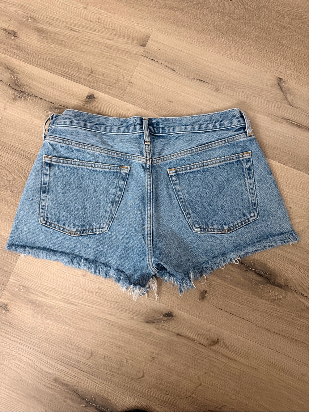 Agolde Medium Wash Frayed Hem Denim Shorts - Picture 2 of 2